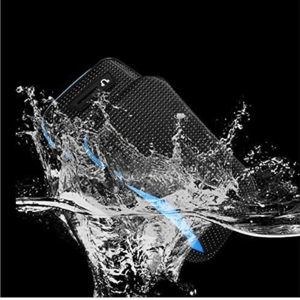NEW! Armband for Cell Phone Neoprene Pocket Adjustable Breathable Running Black